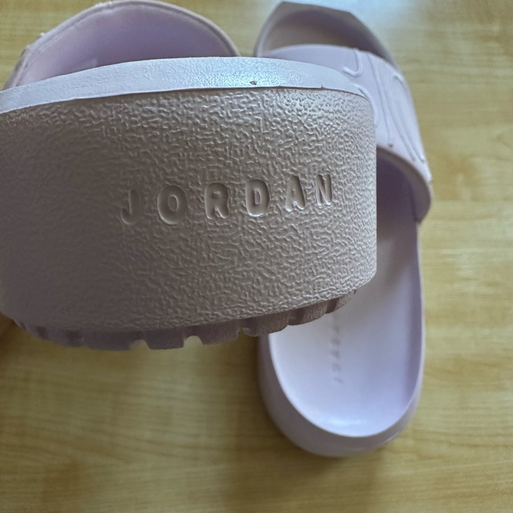 Nike Jordan Womens Nola Slide in Regal Pink - Size 12 NWT - Picture 3 of 16